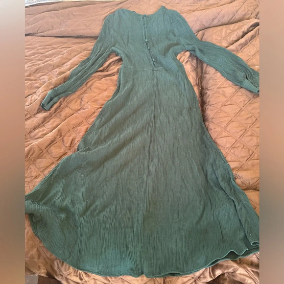 Zara Bottle Green Wrinkled Look Feminine Fit Bloggers Favorite Dress size S - Picture 13 of 16